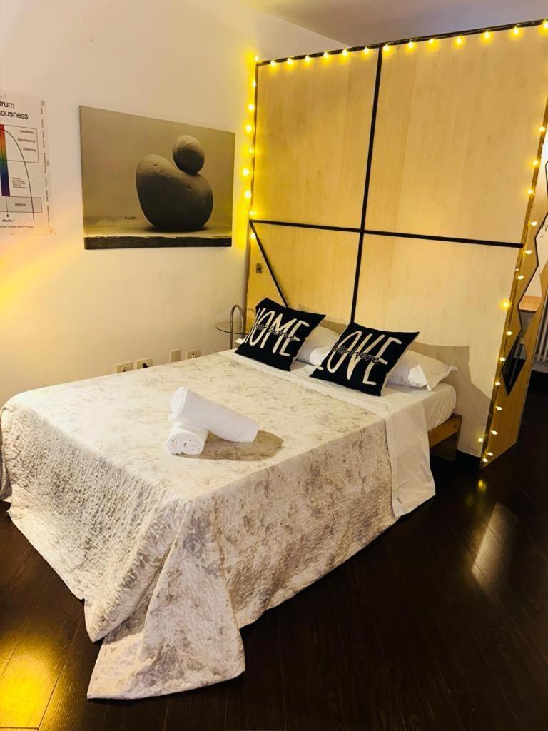 Easy Room Italy Prada Milano Ngoại thất bức ảnh